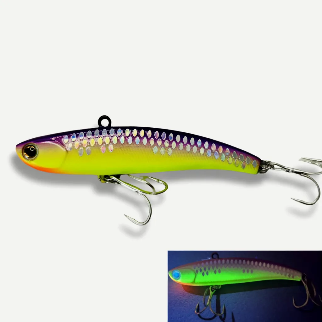 TSUYOKI Vibration Sinking Baits Winter Fishing Lure Lipless VIB Rattin Wobbler Ice Balance Rattlin Lures For Pike IMA Ko